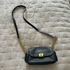 Elegant Black Leather Shoulder Bag